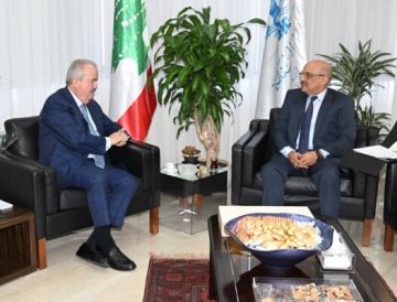 جابر تابع أعمال ترميم المباني المتضررة في الضاحية ووعد بدراسة مطالب موظفي القطاع العام جابر تابع أعمال ترميم المباني المتضررة في الضاحية ووعد بدراسة مطالب موظفي القطاع العام