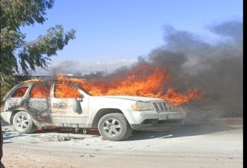 قتيل باستهداف مسيرة إسرائيلية سيارة شرقي لبنان (فيديو صور) قتيل باستهداف مسيرة إسرائيلية سيارة شرقي لبنان (فيديو صور)