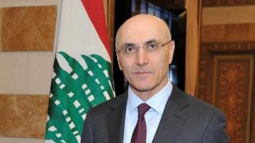 الحجار تابع مع زواره ملفات إنمائية وسبل التنسيق بين لبنان وسوريا الحجار تابع مع زواره ملفات إنمائية وسبل التنسيق بين لبنان وسوريا