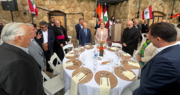 الرئيس ميشال عون وباسيل شاركا بغداء أقامه على شرفهما أنطوان قسطنطين في إهمج