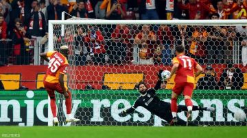 ليفربول يسقط في إسطنبول بهدف أوسيمين ليفربول يسقط في إسطنبول بهدف أوسيمين