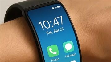 هاتف ذكي يمكن ارتداؤه حول المعصم... ابتكار جديد من موتورولا!