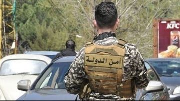 في الجنوب... قبض عليه للاشتباه بتواصله مع جهة خارجية على فايسبوك! (صورة) في الجنوب... قبض عليه للاشتباه بتواصله مع جهة خارجية على فايسبوك! (صورة)