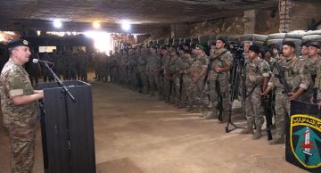 قائد الجيش: رغم الشائعات.. سنكون بالمرصاد لهؤلاء قائد الجيش: رغم الشائعات.. سنكون بالمرصاد لهؤلاء