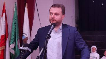 رئيس بلدية عربصاليم: الغارة على البلدة لن تكسر إرادتنا والجنوب سيبقى سدا منيعا بوجه العدوان رئيس بلدية عربصاليم: الغارة على البلدة لن تكسر إرادتنا والجنوب سيبقى سدا منيعا بوجه العدوان