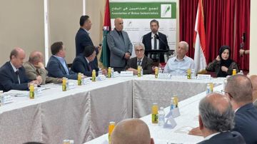 كرامي يزور البقاع الأوسط ويبحث مع تجمع الصناعيين في شؤون اقتصادية كرامي يزور البقاع الأوسط ويبحث مع تجمع الصناعيين في شؤون اقتصادية