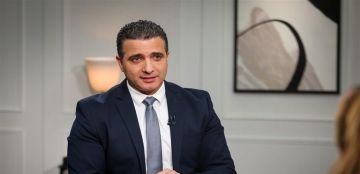 مطر يهنئ ثانوية الحدادين بنات لفوزها الأول في تحدي القراءة العربي مطر يهنئ ثانوية الحدادين بنات لفوزها الأول في تحدي القراءة العربي