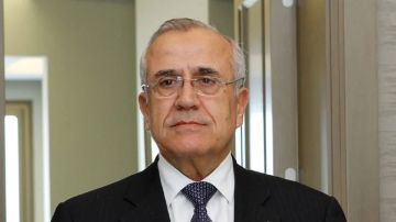 الرئيس سليمان: ينبغي دعم الرئيس جوزاف عون عبر استحضار كل عناوين الوحدة الرئيس سليمان: ينبغي دعم الرئيس جوزاف عون عبر استحضار كل عناوين الوحدة