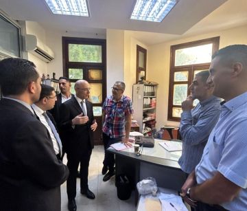 وزير الداخلية يتفقد دائرة الصرفيات في بلدية بيروت