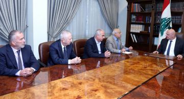 الرئيس عون: نتابع مطالب مالكي شاحنات الترانزيت