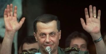 المنفى الذي كتب العودة - جومانا سليلاتي