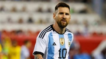 رغم مخاوف العمر واللياقة.. ميسي يتحدث عن حلم الوداع الكبير رغم مخاوف العمر واللياقة.. ميسي يتحدث عن حلم الوداع الكبير