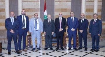 رئيس الوزراء نواف سلام يستقبل وفدا من جمعية مدراء المعلوماتية في لبنان ويعلن رعاية المؤتمر المقبل