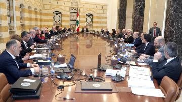 هل تتحول جلسة اليوم إلى حلبة ملاكمة سياسية؟