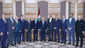 سلام استقبل نوابا وقعوا اقتراح قانون تصويت المغتربين سلام استقبل نوابا وقعوا اقتراح قانون تصويت المغتربين