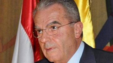 وديع الخازن يبرق إلى أمير قطر معزيا