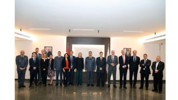 اجتماع للواء عبدالله مع سفراء دول مانحة