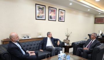 الصدي مع نظيره الأردني يبحثان استجرار الطاقة وخط الغاز العربي الصدي مع نظيره الأردني يبحثان استجرار الطاقة وخط الغاز العربي