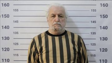 الداخلية السورية تعلن القبض على أحد أبرز المجرمين في عهد النظام البائد بحلب الداخلية السورية تعلن القبض على أحد أبرز المجرمين في عهد النظام البائد بحلب