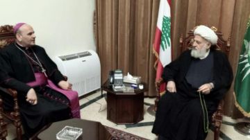 الخطيب بحث والسفير البابوي في التحضيرات لزيارة البابا الخطيب بحث والسفير البابوي في التحضيرات لزيارة البابا