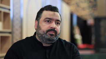 نصرالله بعيون أولاده... لماذا لم يقاتلوا؟