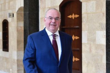 وزير الاتصالات يطلب تسليم الهيئة المنظمة للاتصالات ملفاتها والتحاق كوادرها بأقسامها