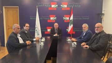 وزير العمل يلتقي نقابة أصحاب محطات المحروقات لبحث تسوية أوضاع العمالة الأجنبية وزير العمل يلتقي نقابة أصحاب محطات المحروقات لبحث تسوية أوضاع العمالة الأجنبية