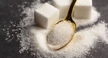 السكر والصحة النفسية.. كيف يؤثر على المزاج؟