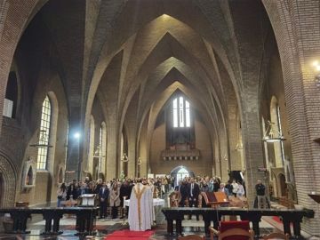 بالصور - قداس لإحياء ذكرى ١٣ تشرين في كنيسة رعية مار مارون في بروكسل من تنظيم التيار - بلجيكا بالصور - قداس لإحياء ذكرى ١٣ تشرين في كنيسة رعية مار مارون في بروكسل من تنظيم التيار - بلجيكا