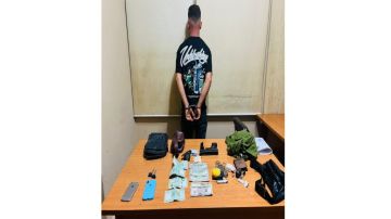 بعد أن يتأكد من خلو المنازل من قاطنيها.. يدخل وينفذ سرقته بعد أن يتأكد من خلو المنازل من قاطنيها.. يدخل وينفذ سرقته