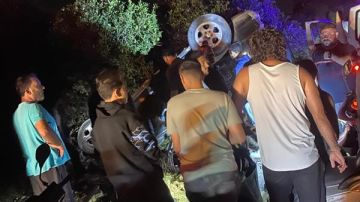 جنوبا: سقوط جريح إثر انقلاب سيارة! (صور) جنوبا: سقوط جريح إثر انقلاب سيارة! (صور)