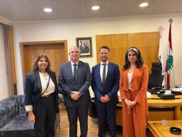 حيدر يبحث مع وفدين من منظمة العمل الدولية ومؤسسة الاستخدام في تعزيز سوق العمل وتفعيل المشاريع المشتركة حيدر يبحث مع وفدين من منظمة العمل الدولية ومؤسسة الاستخدام في تعزيز سوق العمل وتفعيل المشاريع المشتركة