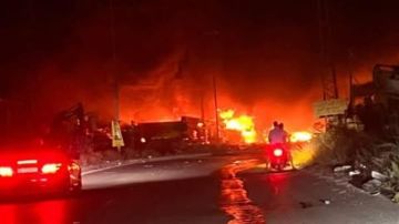 غارات عنيفة استهدفت معارض للجرافات والحفارات في المصيلح - الزهراني فجرا