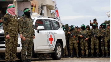 الجيش الإسرائيلي يعلن أن الصليب الأحمر في طريقه لتسلم جثث رهائن في جنوب غزة