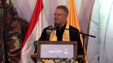 النائب علي فياض: لن نرضخ للإخضاع الأميركي ولا للتطبيع مع العدو الإسرائيلي النائب علي فياض: لن نرضخ للإخضاع الأميركي ولا للتطبيع مع العدو الإسرائيلي