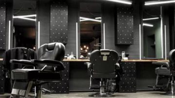 العثور على أفعى سامة داخل أحد صالونات الحلاقة