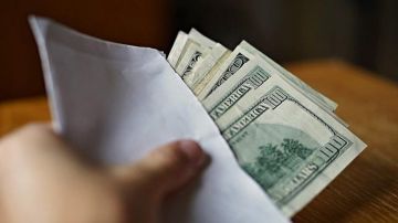 فضيحة في وزارة خدماتية