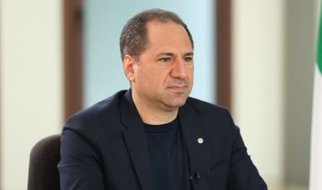 الجميل: أنا مع التفاوض المباشر مع إسرائيل وسوريا لتأمين استقرار لبنان وحمايته وازدهاره الجميل: أنا مع التفاوض المباشر مع إسرائيل وسوريا لتأمين استقرار لبنان وحمايته وازدهاره