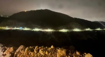 بالصورة: طريق المتن السريع بعد إضاءتها بالطاقة الشمسية بالصورة: طريق المتن السريع بعد إضاءتها بالطاقة الشمسية