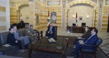 سلام استقبل قائد القوات الدولية العاملة في جنوب لبنان سلام استقبل قائد القوات الدولية العاملة في جنوب لبنان