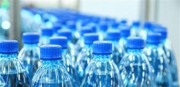 منع شركة تنورين من تعبئة المياه وسحب منتجاتها.. بسبب التلوث!