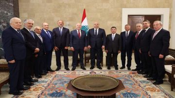 الرئيس عون: لطرابلس مكانة ودورا أساسيا في النهوض الاقتصادي للبنان الرئيس عون: لطرابلس مكانة ودورا أساسيا في النهوض الاقتصادي للبنان