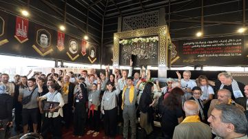 الوفد الفرنسي يزور مكان إستشهاد سيد شهداء الأمة والمرقد (تقرير) الوفد الفرنسي يزور مكان إستشهاد سيد شهداء الأمة والمرقد (تقرير)