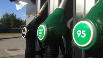 بشأن قسائم المحروقات... إعلان لعناصر قوى الأمن المفصولين إلى جهاز أمن الدولة! بشأن قسائم المحروقات... إعلان لعناصر قوى الأمن المفصولين إلى جهاز أمن الدولة!