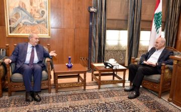 بري عرض المستجدات السياسية مع متري وأبي رميا واستقبل سفير جنوب افريقيا في لبنان وسوريا بري عرض المستجدات السياسية مع متري وأبي رميا واستقبل سفير جنوب افريقيا في لبنان وسوريا