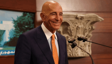 في صحف اليوم: براك يضع لبنان بين خياري التفاوض المباشر مع إسرائيل لنزع السلاح أو ترك لبنان لمصيره في صحف اليوم: براك يضع لبنان بين خياري التفاوض المباشر مع إسرائيل لنزع السلاح أو ترك لبنان لمصيره