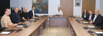 شقير ونقابة الدواجن: لاتخاذ تدابير لحماية مصانع مصنعات الدجاج المهددة بخطر وجودي شقير ونقابة الدواجن: لاتخاذ تدابير لحماية مصانع مصنعات الدجاج المهددة بخطر وجودي