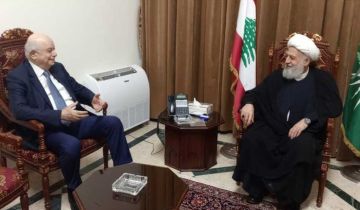 الخطيب استقبل صلاح سلام ووفد مخاتير مرجعيون: مشروع إسرائيل الكبرى تهديد للأمة العربية والإسلامية الخطيب استقبل صلاح سلام ووفد مخاتير مرجعيون: مشروع إسرائيل الكبرى تهديد للأمة العربية والإسلامية