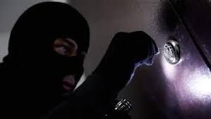 جريمة قتل وطعن خلال عملية سرقة تهز بلدة عنجر