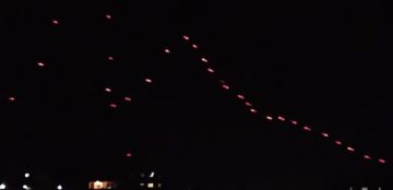 رصاص كثيف عند الحدود بين لبنان وسوريا.. فيديو يوثق رصاص كثيف عند الحدود بين لبنان وسوريا.. فيديو يوثق